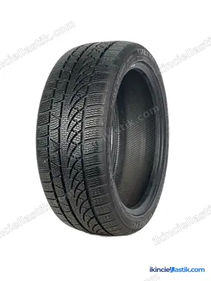 Starmaxx 225/40R18 92V 8 mm IceGrıpperW850 2.El Kış Lastiği (2021)