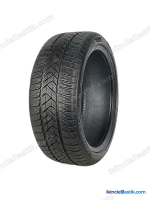 Pirelli 225/40R18 92V 7 mm  Sottozero3 2.El Kış Lastiği (2022)